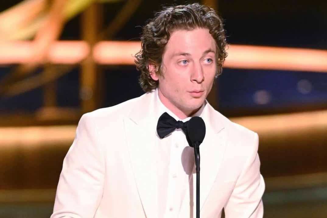 Emmy 2024 jeremy allen white