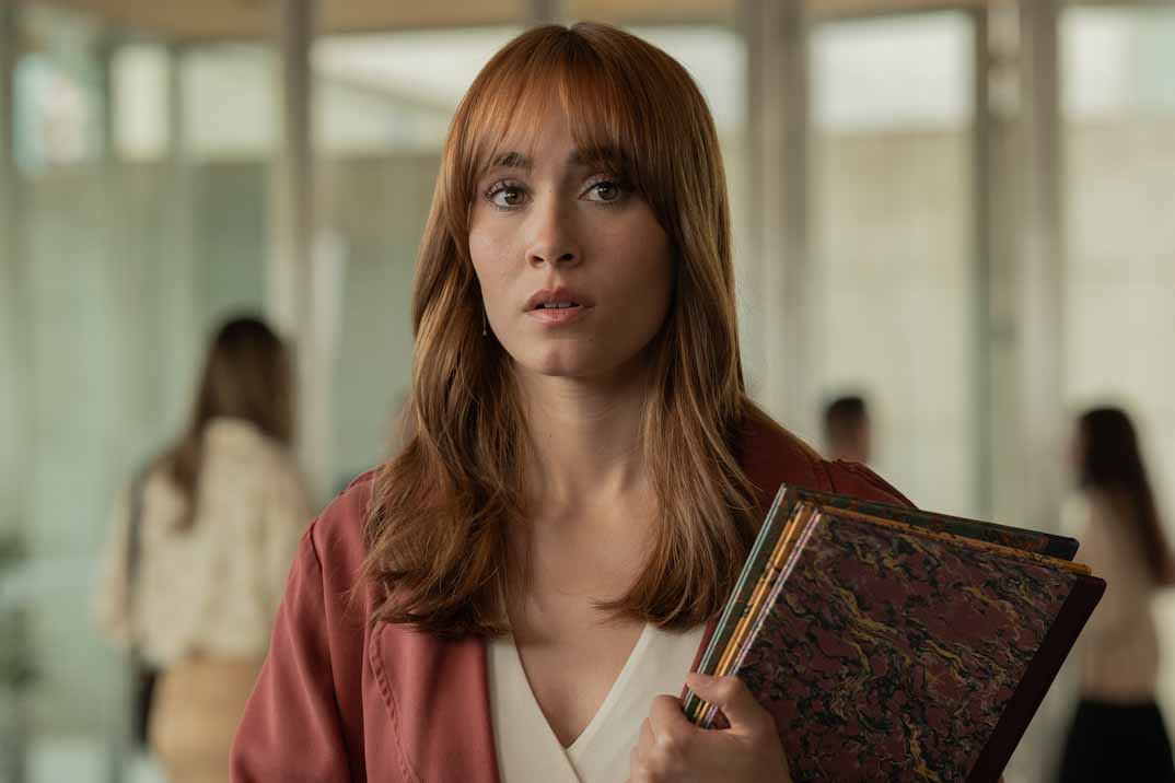 “Pared con pared” protagonizada por Aitana – Estreno en Netflix