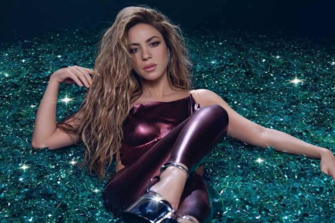 Shakira anuncia nuevo disco con otro “dardo” a Piqué