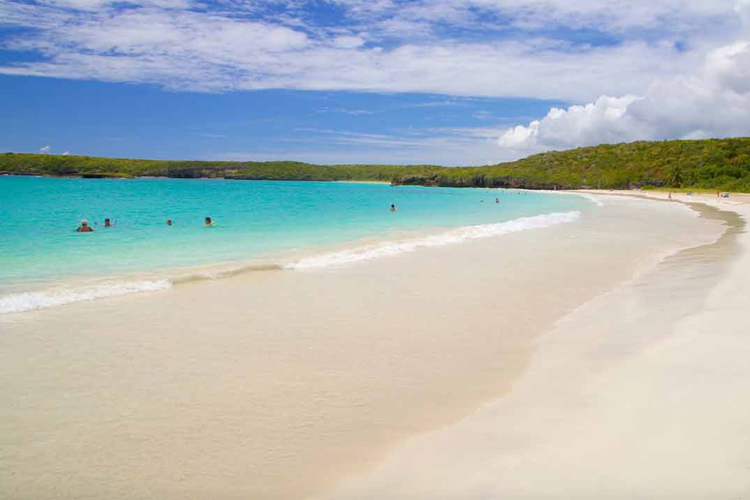 puerto-rico-vieques-playa-caracas