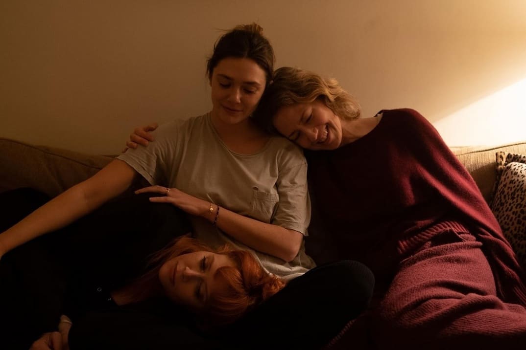 «Las tres hijas», con Elizabeth Olsen – Primeras imágenes y fecha de estreno en Netflix