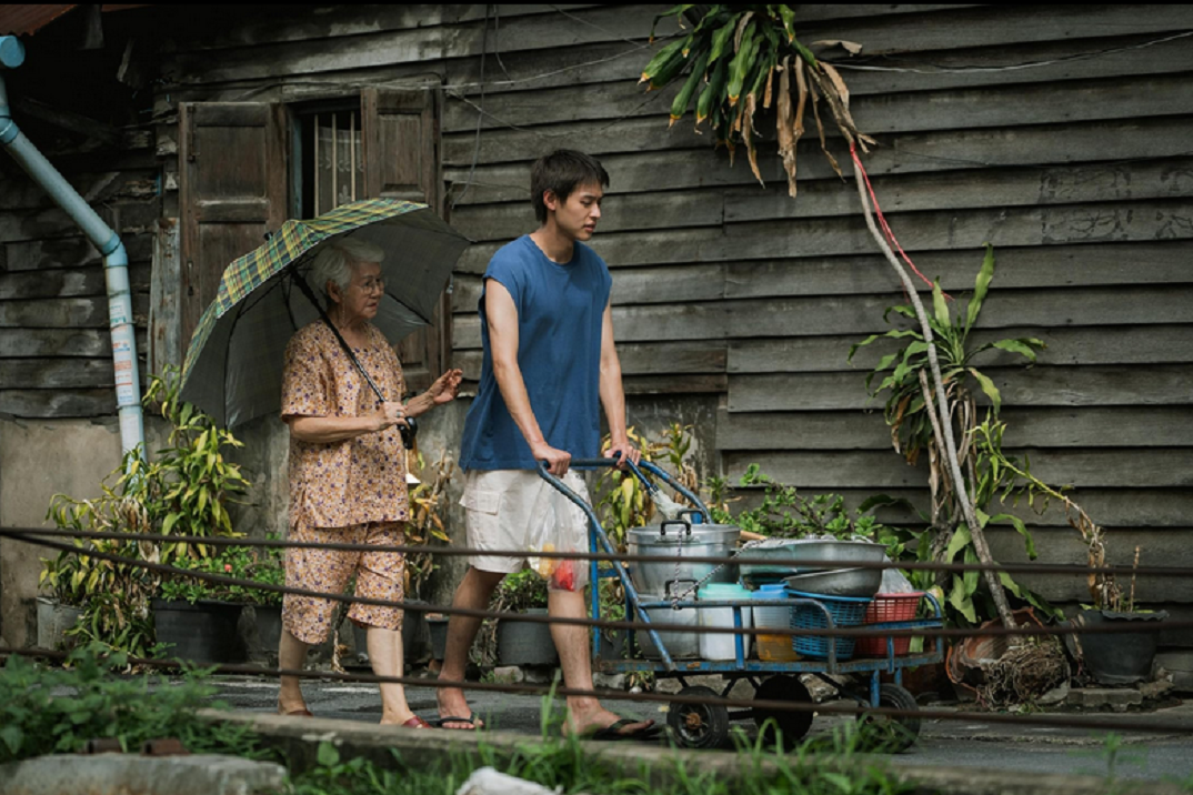 «Cómo hacerse millonario antes de que muera la abuela» – Llega a los cines la emotiva película tailandesa