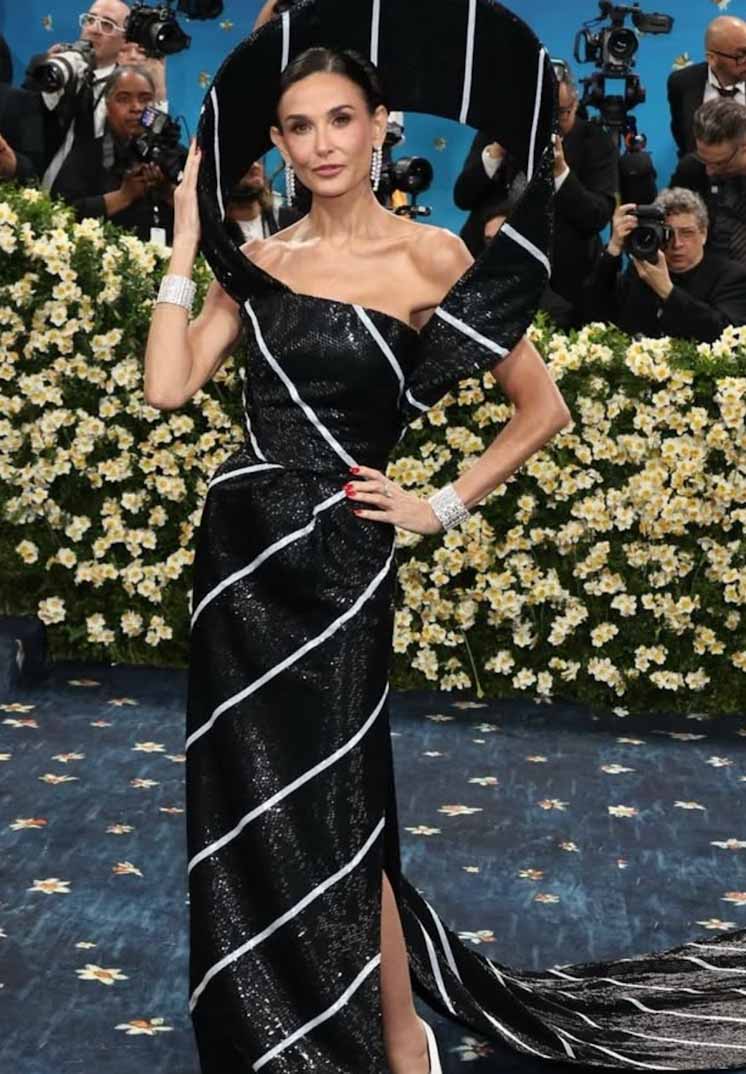 Demi moore gala met 2025