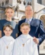 Jacques y Gabriella, hijos de Alberto y Charlène, celebran su Primera Comunión en un acto cargado de simbolismo