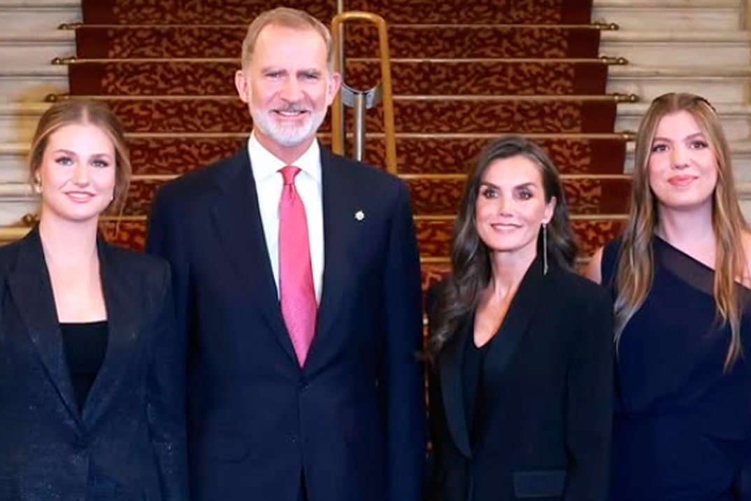 Elegancia en sincronía: los looks coordinados de Letizia, Leonor y Sofía en los Premios Princesa de Girona
