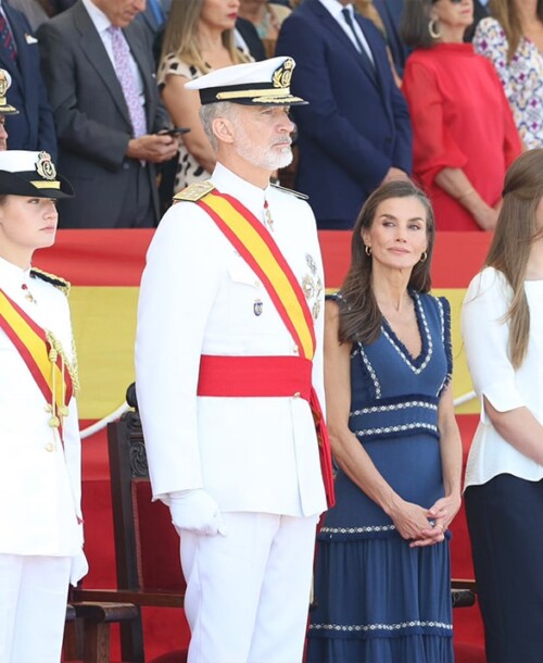 Emoción, estilo y unidad familiar: Así ha sido el gran día de la princesa Leonor en Marín