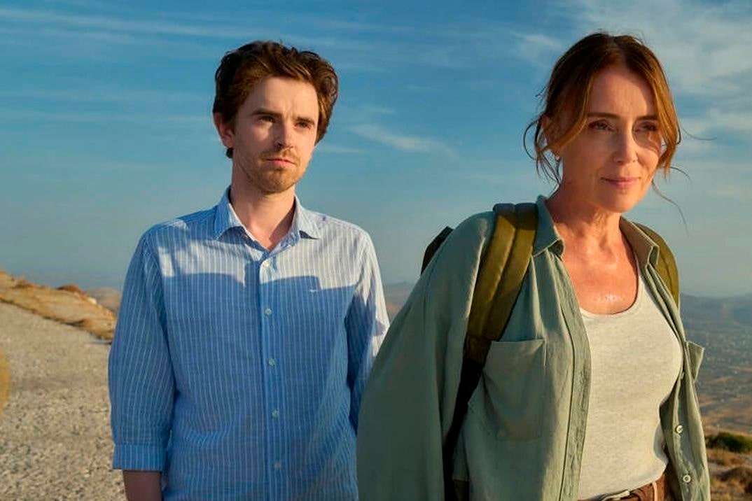 ‘Asesina a sueldo’: la nueva serie de acción con Freddie Highmore – Estreno en Telecinco