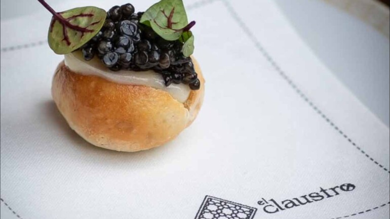 El Claustro: tradición granadina y cocina contemporánea en el centro de Granada