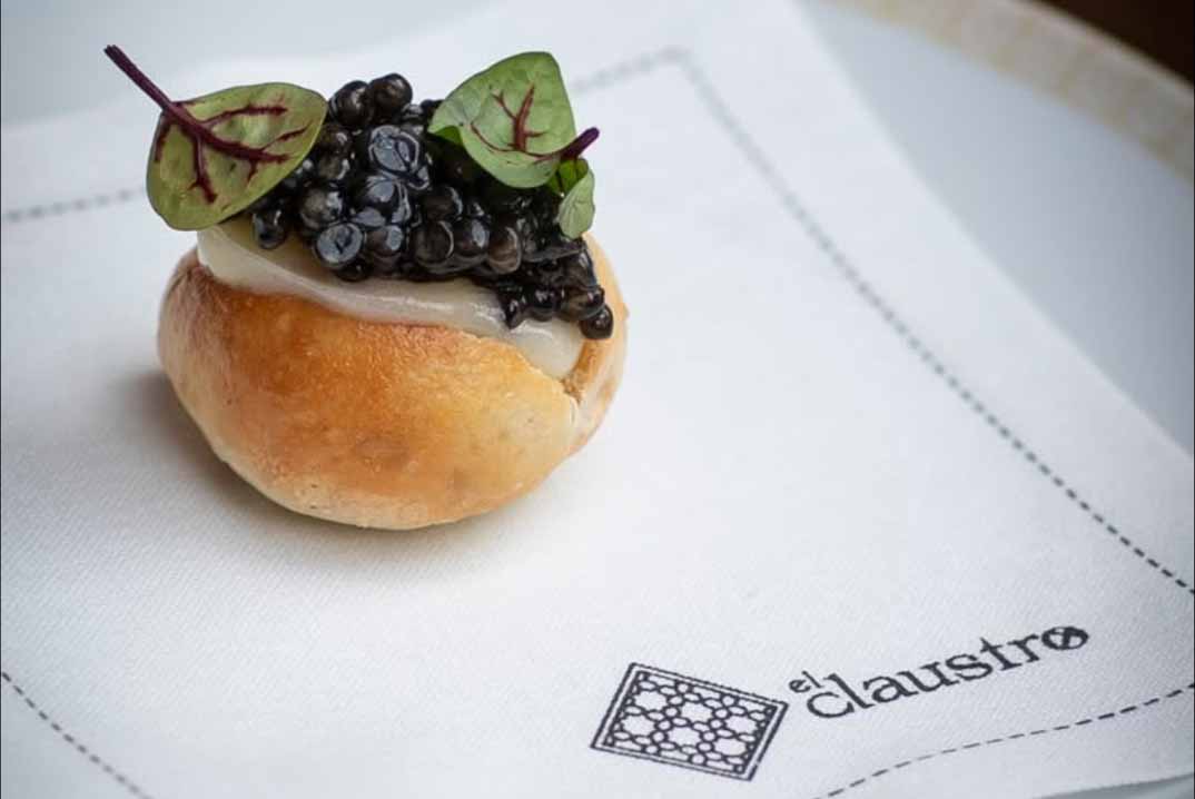 El Claustro: tradición granadina y cocina contemporánea en el centro de Granada