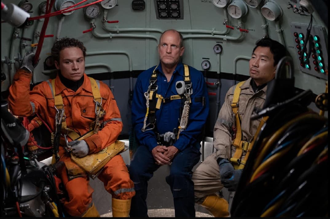 «Sin oxígeno», con Woody Harrelson y Finn Cole, llega a los cines