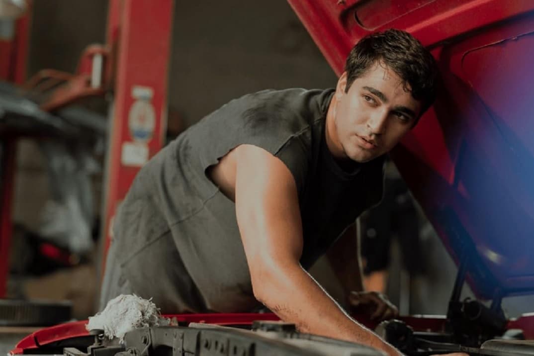 «Un hombre abandonado» – Llega a Netflix su nuevo drama turco