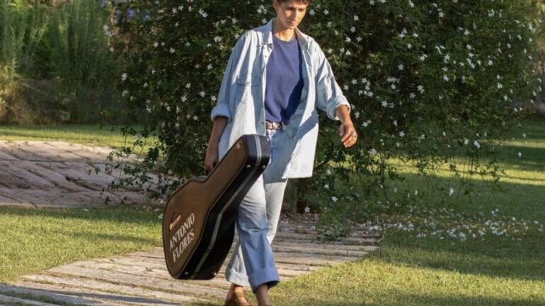 ‘Flores para Antonio’: el homenaje en forma de documental que Alba Flores dedica a su padre – Estreno en cines