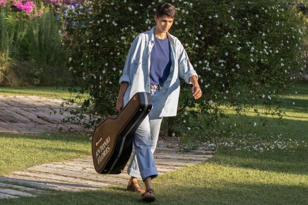 ‘Flores para Antonio’: el homenaje en forma de documental que Alba Flores dedica a su padre – Fecha de estreno y tráiler