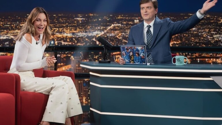 Mar Flores se confiesa en ‘Late Xou’: su hijo Carlo, sus memorias y su reacción ante la supuesta demanda por parte de Carlo Costanzia