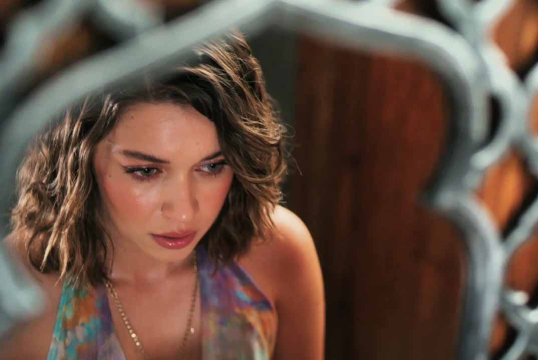 “Una Nueva Vida” Capítulo 76