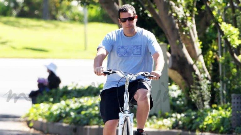 Adam Sandler se pone en forma
