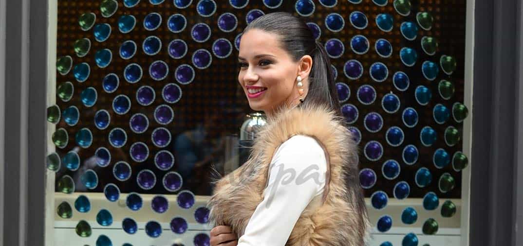 Adriana Lima «libre» de nuevo