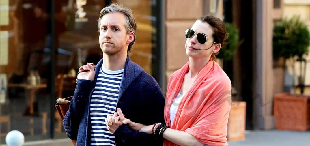 Anne Hathaway y su marido Adam Shulman, look neoyorkino