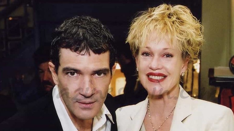 ¿Quién se queda con los perros?: Banderas o Griffith