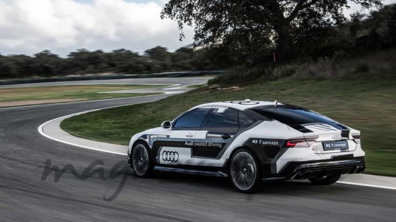 Demostración en Ronda, del Audi RS7, sin piloto