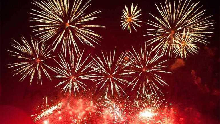 Looks Nochevieja y Año nuevo para cada edad