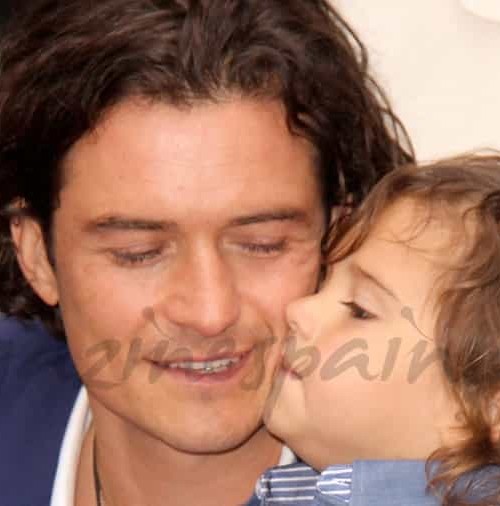 El hijo de Orlando Bloom, la verdadera Estrella del Paseo de la Fama