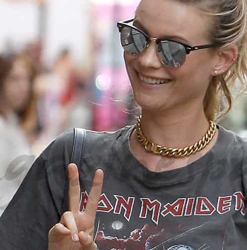 El estilo rockero de Behati Prinsloo