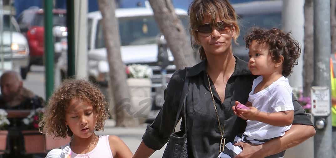 Halle Berry súper-mamá