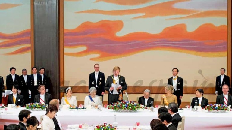 La reina Máxima, hace olvidar su depresión a la princesa Masako