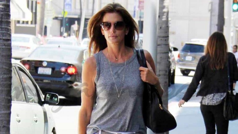 Cindy Crawford no lleva a sus hijos al colegio