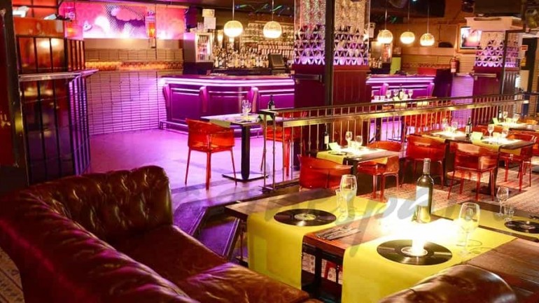 El espectáculo, la diversión y el buen comer, van de la mano