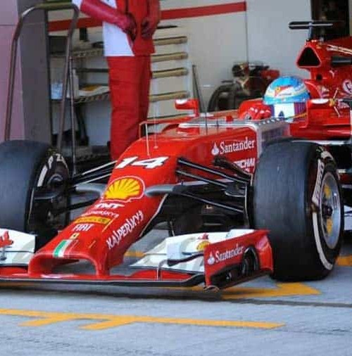 Fernando Alonso estrena el F14 T