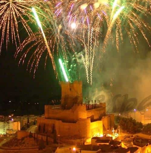 Villena se prepara para sus fiestas más famosas: Moros y Cristianos