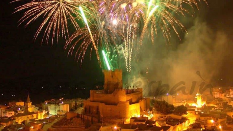 Villena se prepara para sus fiestas más famosas: Moros y Cristianos