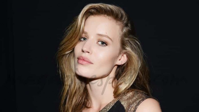 Georgia May Jagger tras los pasos de su madre Jerry Hall