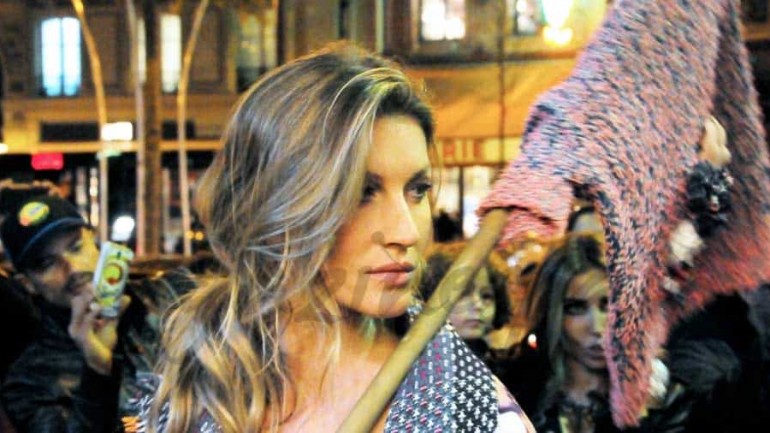 Gisele Bündchen, finaliza el rodaje de Chanel nº 5 por las calles de París