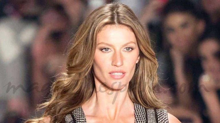 Giselle Bundchen amamanta a su hija