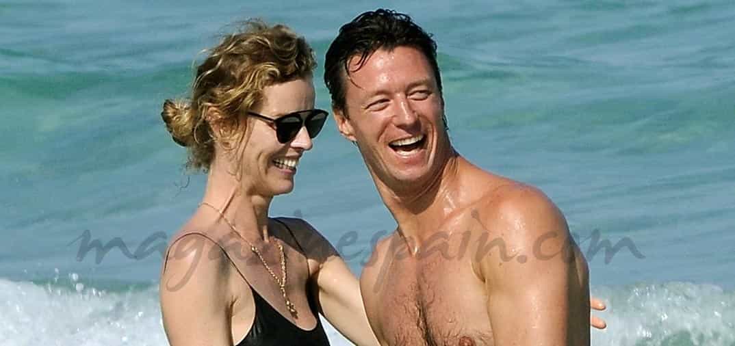 Eva Herzigova, chica «Wonderbra», pierde sus curvas