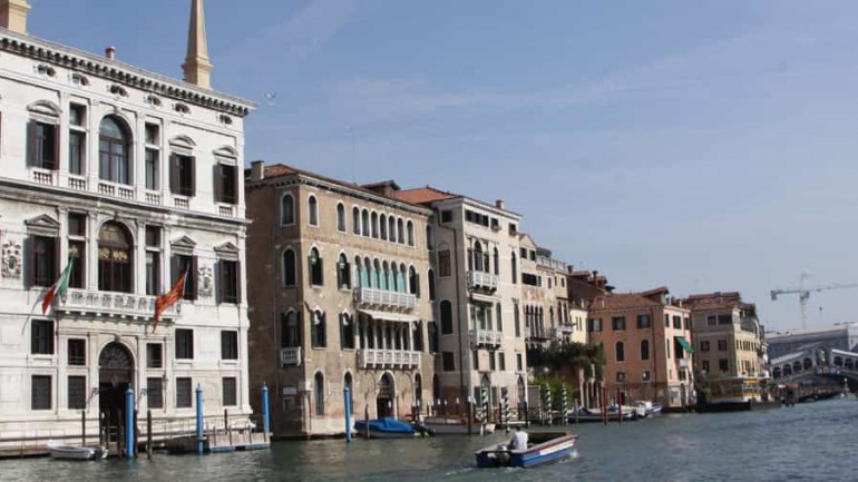 En este hotel celebra su boda George Clooney