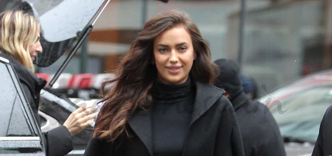 Irina Shayk pasea su estilo por la Gran Manzana