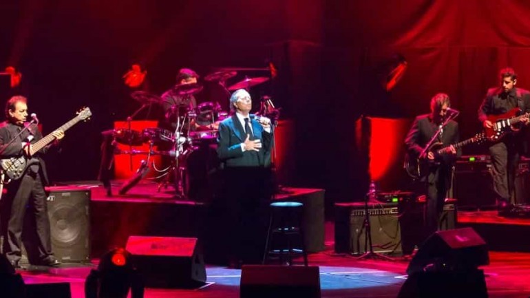 Julio Iglesias, el mejor artista latino de todos los tiempos