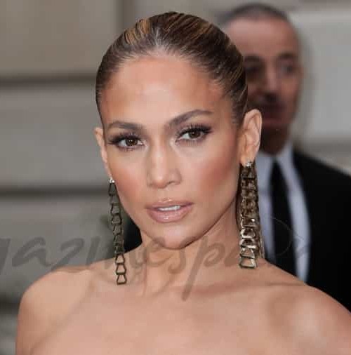 Espectacular Jennifer López en el desfile de Versace