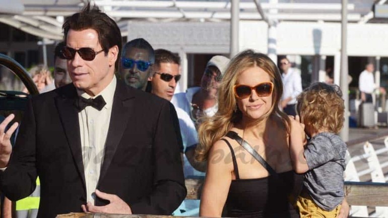 John Travolta, vacaciones con su mujer y su hijo en Venecia