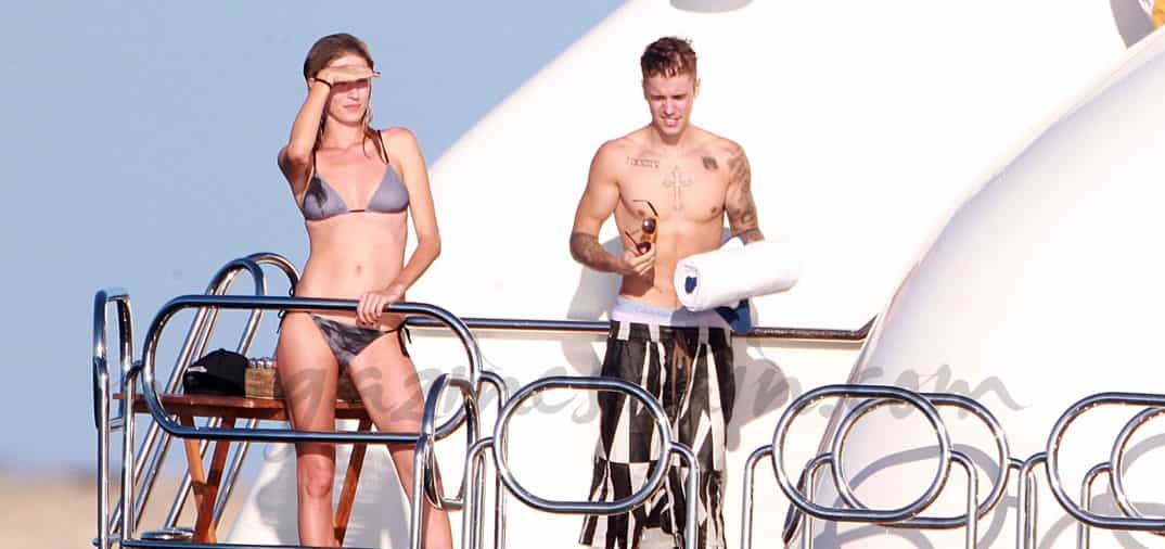 Justin Bieber y Michelle Rodríguez en Ibiza