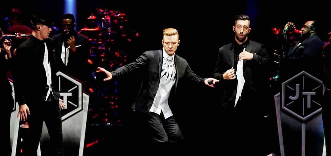 Justin Timberlake estilo sobre el escenario