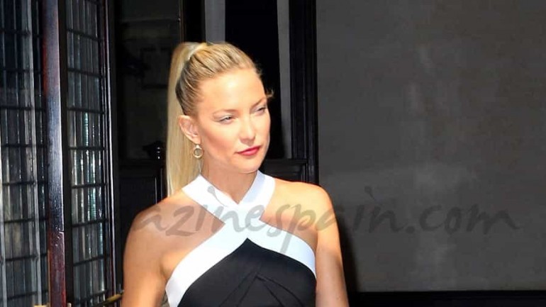 Kate Hudson en blanco y negro