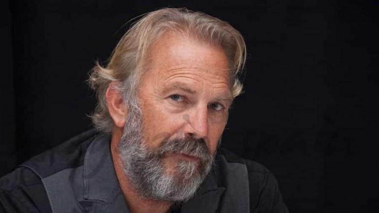 A punto de cumplir 60 años, Kevin Costner estrena película en Toronto
