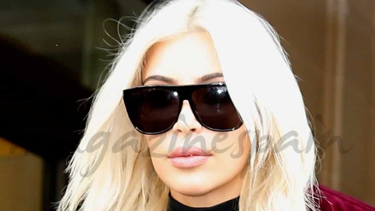 Kim Kardashian «marcando» estilo