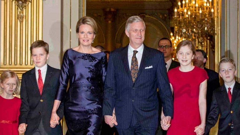 Felipe y Matilde de Bélgica con sus hijos en el concierto de Navidad