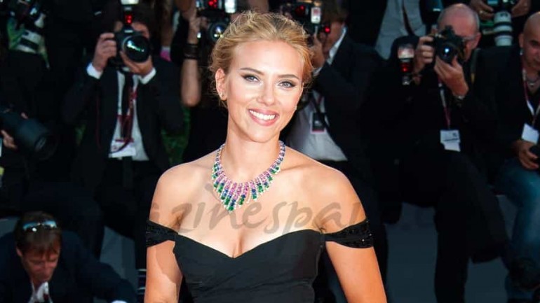 Scarlett Johansson deslumbra en Venecia